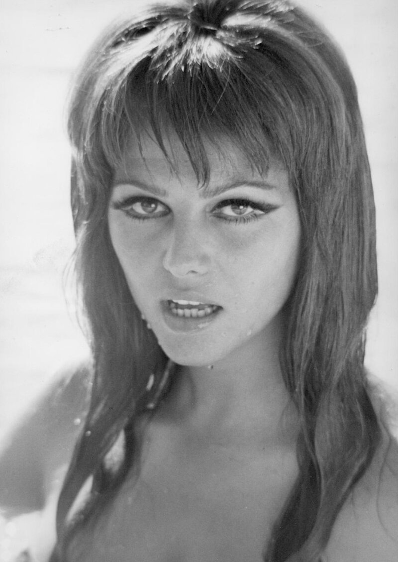 Claudia Cardinale picture