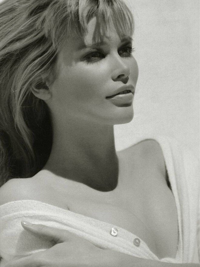 Claudia Schiffer #11 picture