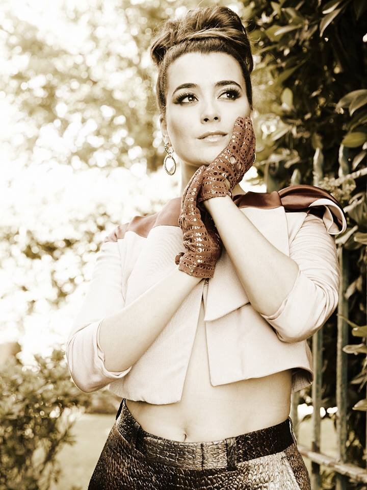 Cote de Pablo picture