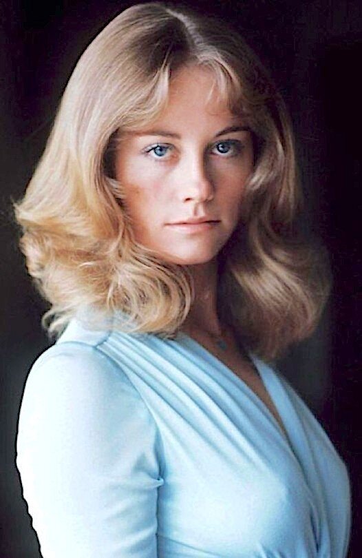 CYBILL SHEPHERD picture