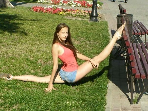 daisy dukes and splits picture