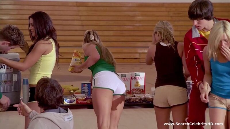 Hayden Panettiere, Emme Rylan, Danielle Savre, Jessica Nicole Fife &amp; Cindy Chiu - Bring It On All or Nothing - 2 picture