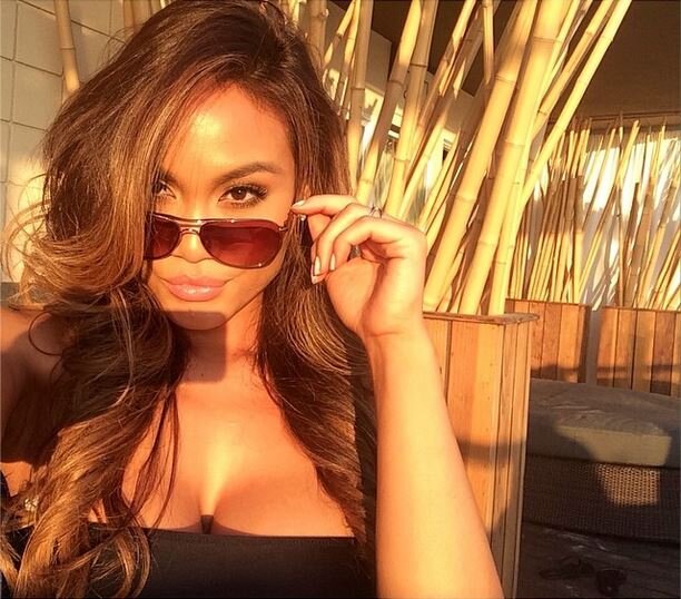 daphne joy chasing sunsets picture
