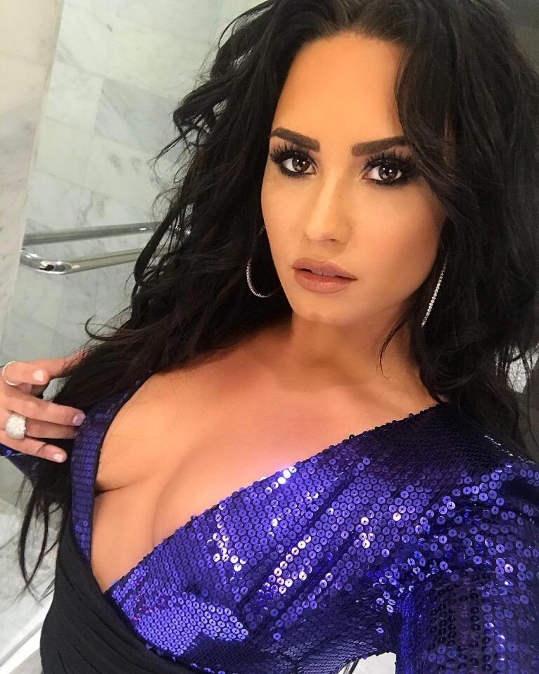 Demi Lovato picture