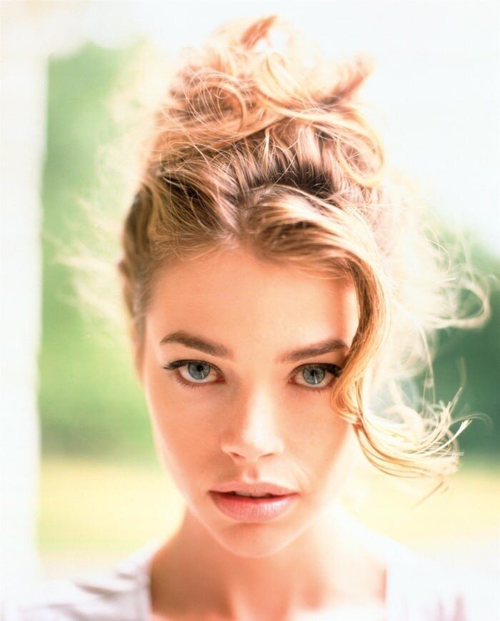 Denise Richards picture