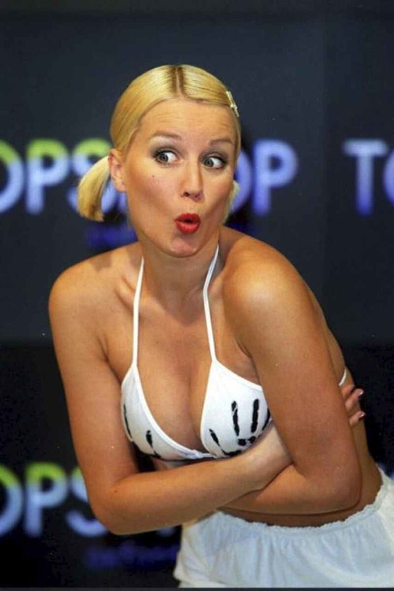 Denise Van Outen picture