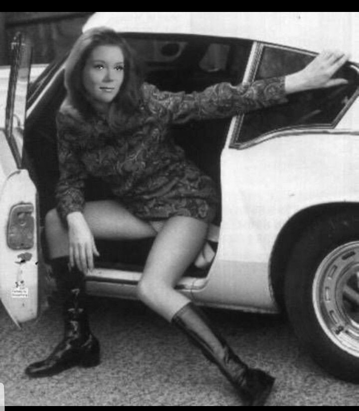 DIANA RIGG picture