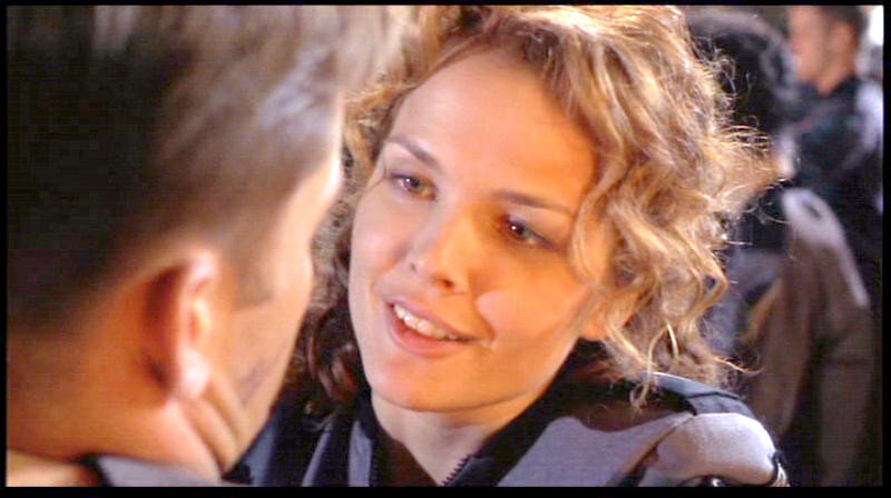 Dina Meyer as Dizzy Flores in Starship Troopers picture