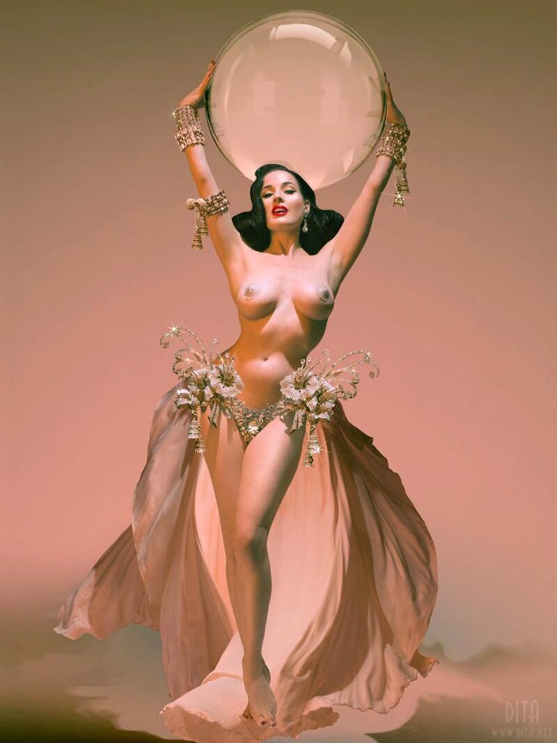 Dita Von Teese picture