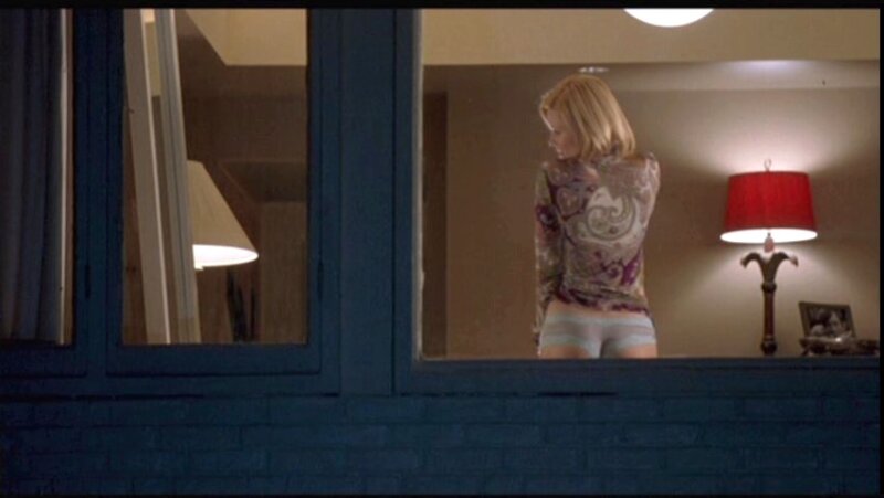 Elizabeth Banks in her panties picture