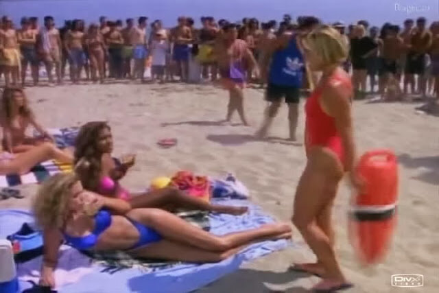 Nicole Eggert & Elizabeth Berkley hot bikinis - Baywatch picture