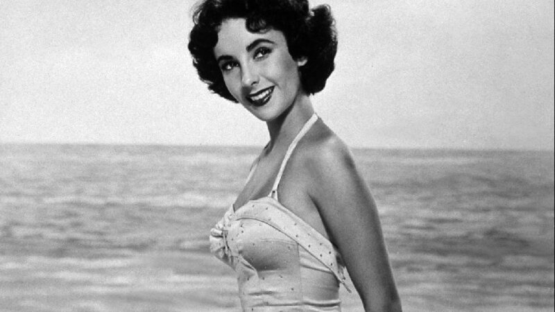 Circa 1948: A portrait of Elizabeth Taylor (Rare Pinups: Vintage Bikini Models) picture