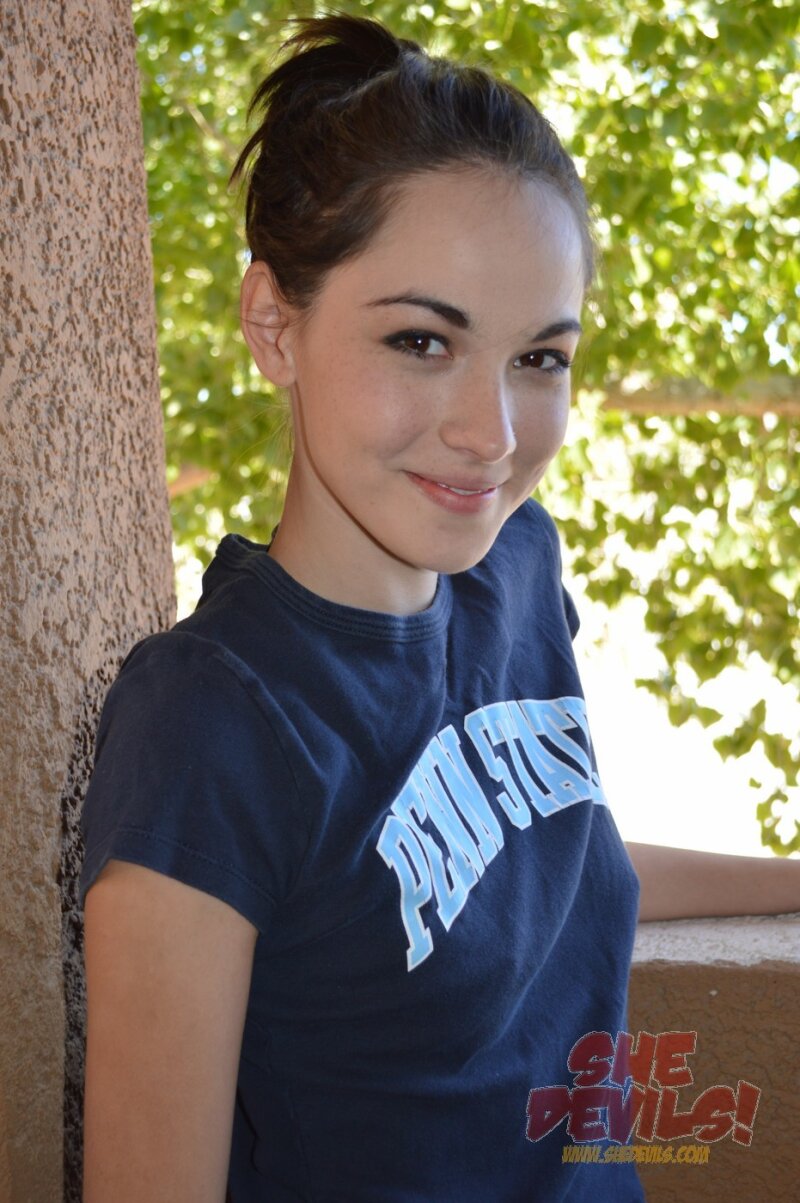 Penn State coed Emily Grey flashing photo shoot picture