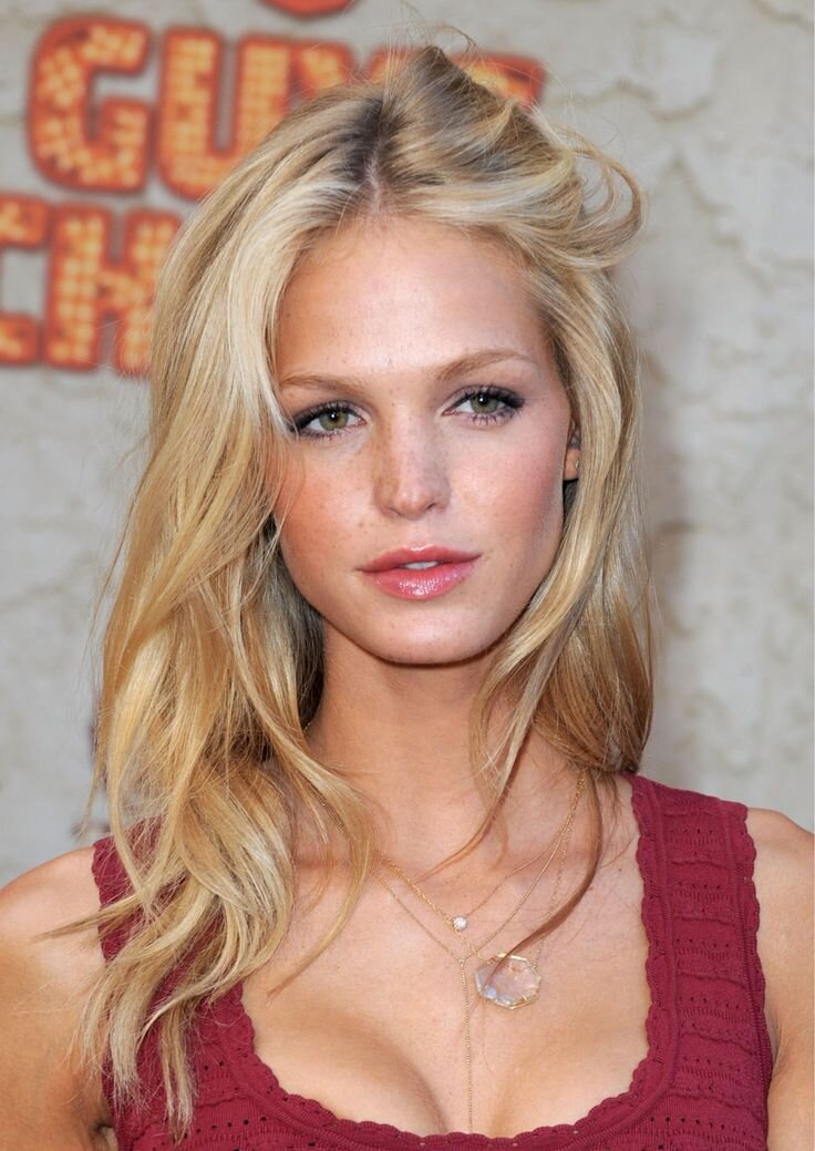 Erin Heatherton picture