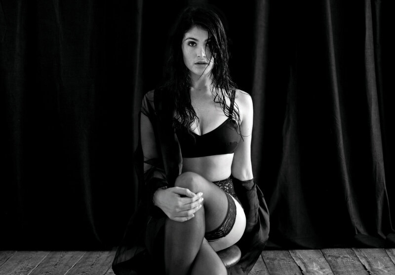 Gemma Arterton -2/86 -5'7''- British Actress, Full Figure Woman....Seriously Wet YUM! picture