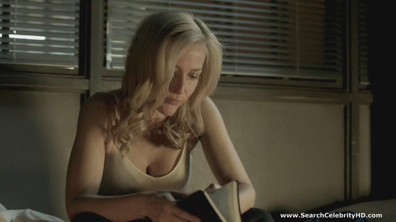 Gillian Anderson - The Fall - S02E02 picture