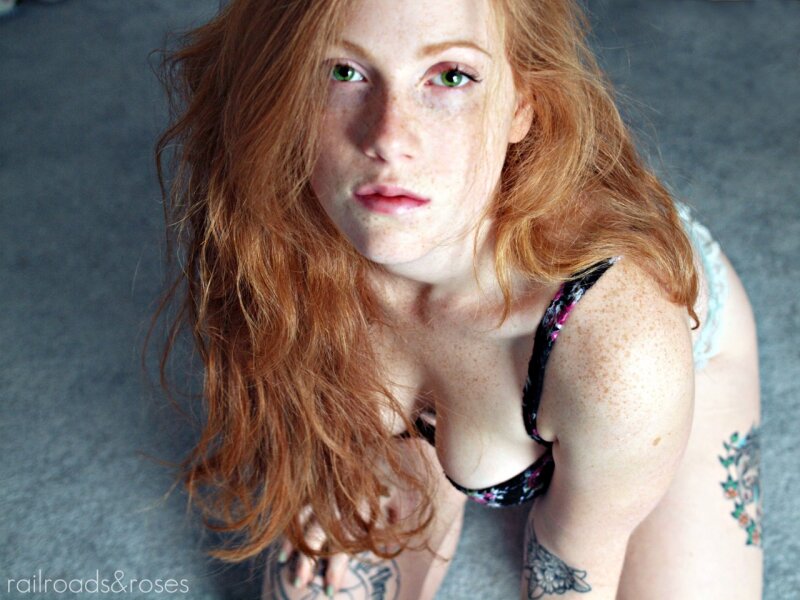 green eyed red head picture