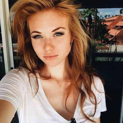 Green-Eyed Redhead Teen picture