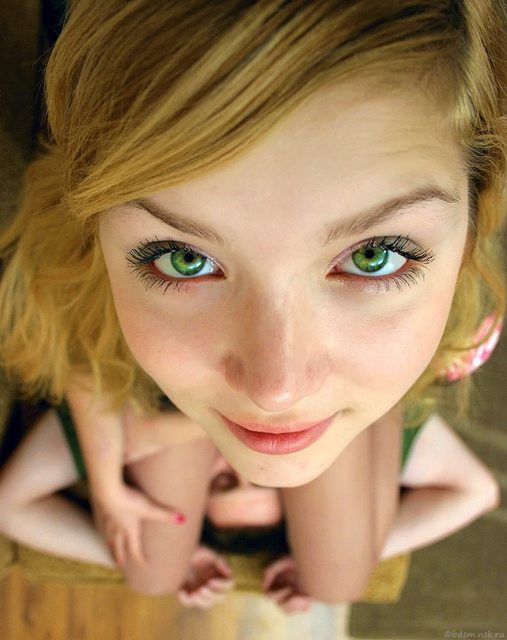 Green eyes picture