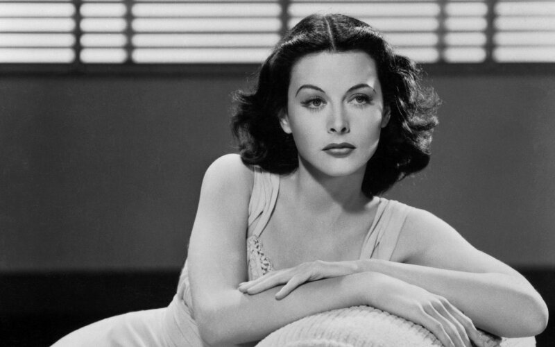 Hedy Lamarr - 5'7'' - Austrian Sweetheart....My Personal Favorite.....Passed 2000. picture