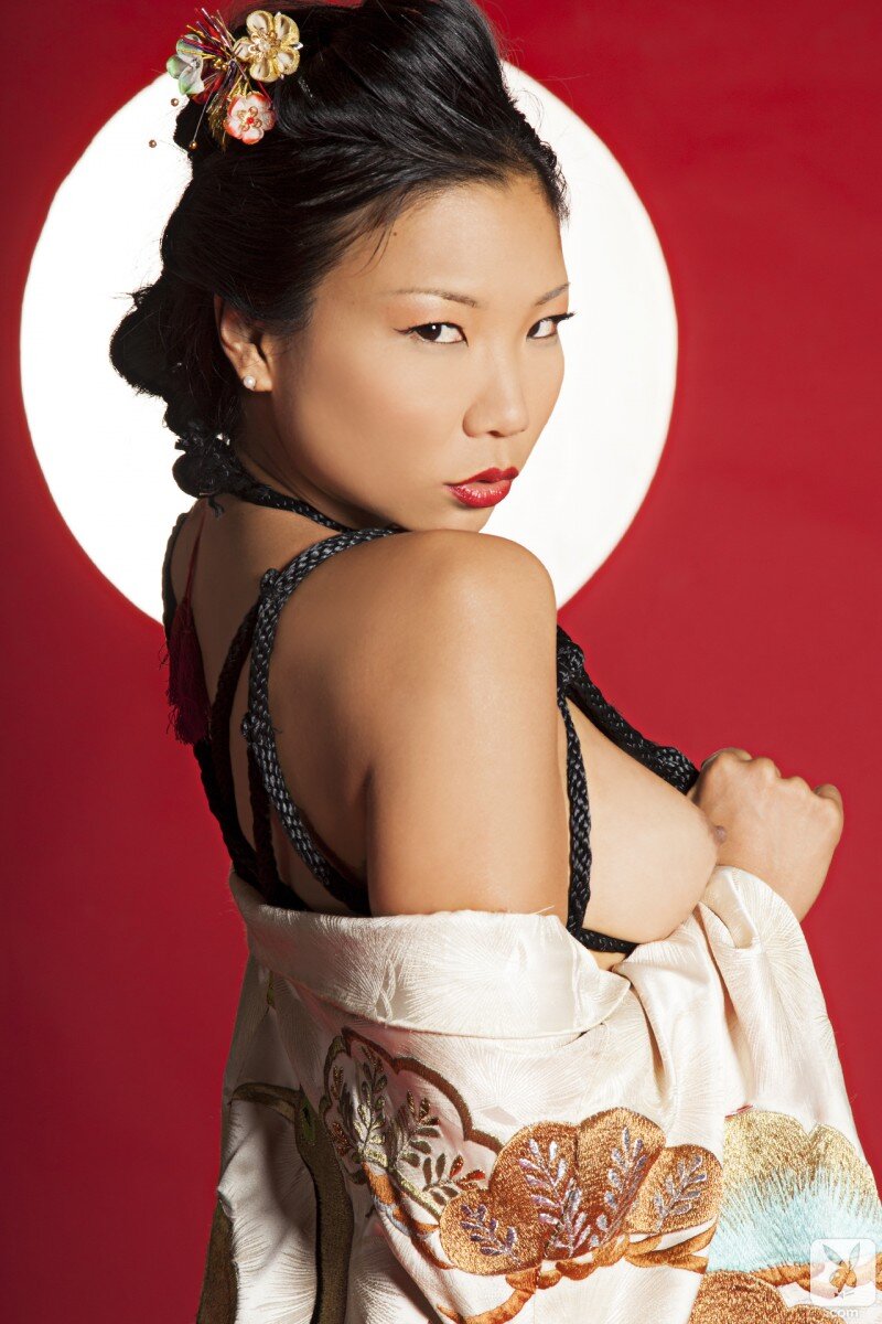 Hiromi Oshima Bondage picture