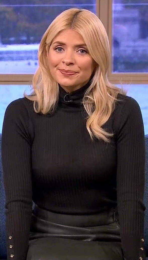 Holly Willoughby picture