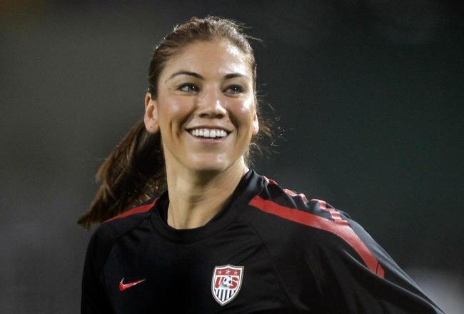 Hope Solo smiling picture