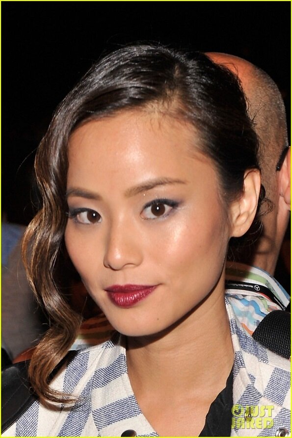 jamie chung at ny fashion show picture