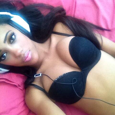 jasmine symone bedroom cleavage picture