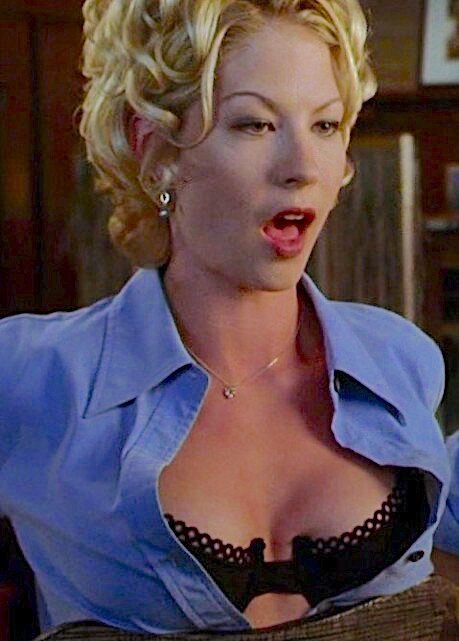 JENNA ELFMAN picture