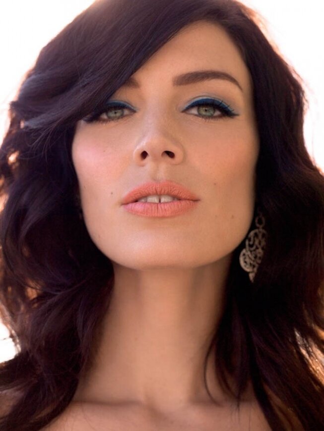 Jessica Pare picture