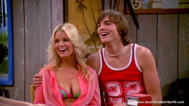 Jessica Simpson & Laura Prepon - That 70s Show - S05E01 picture