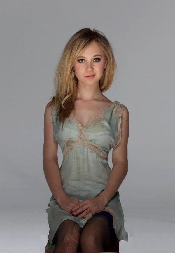 JUNO TEMPLE - EAT HER..... picture