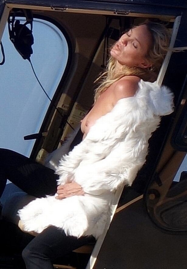 KATE MOSS TOPLESS – HELICOPTER picture