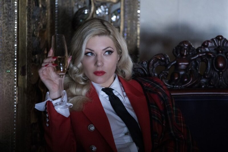 Katheryn Winnick as Vivian in Polar picture