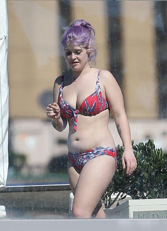 Kelly Osbourne picture