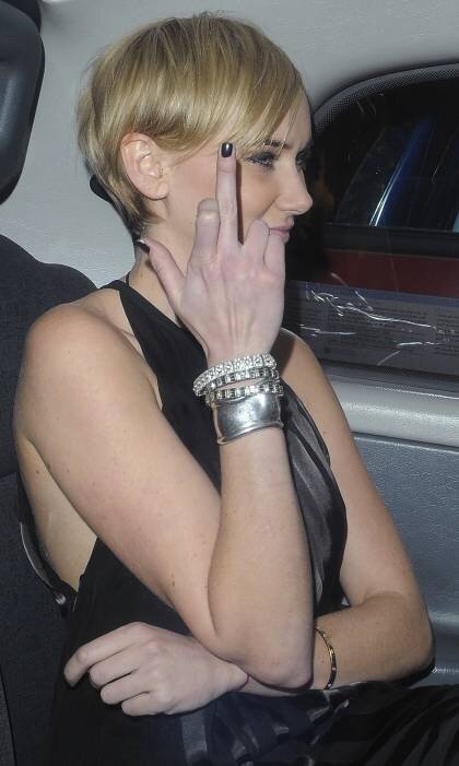 kimberly stewart middle finger picture