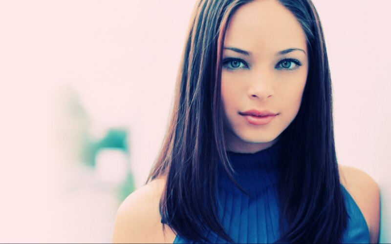 Kristin Kreuk, Dutch/Chinese Babe picture