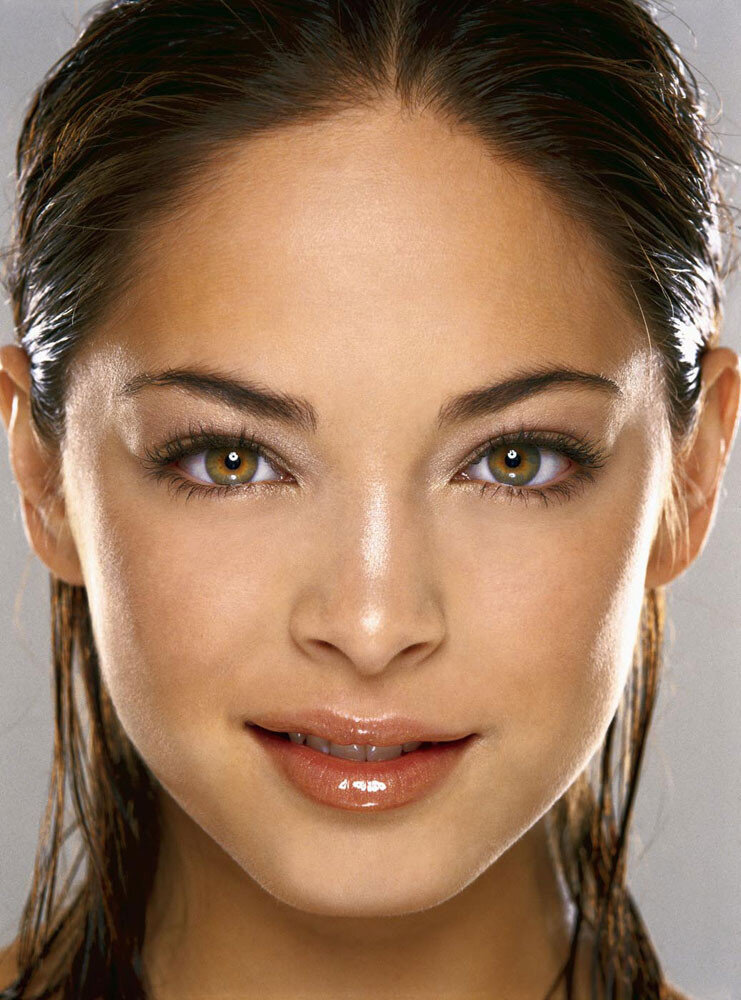 Kristin Kreuk picture