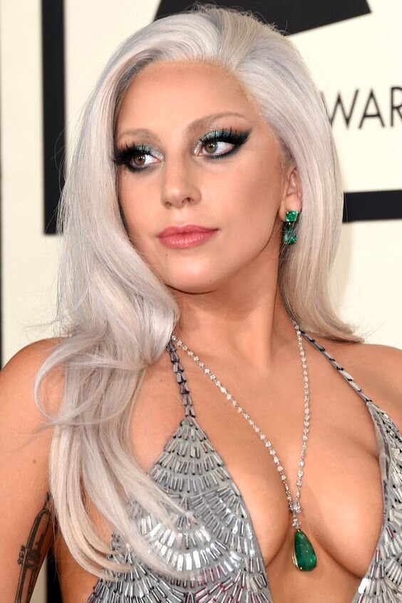 Lady Gaga at the 2015 Grammy Awards picture