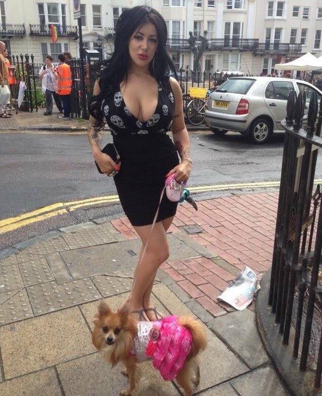 Micky Syndrome is bimbo with a small dog which is not really high on our radar on the street - fota goth picture