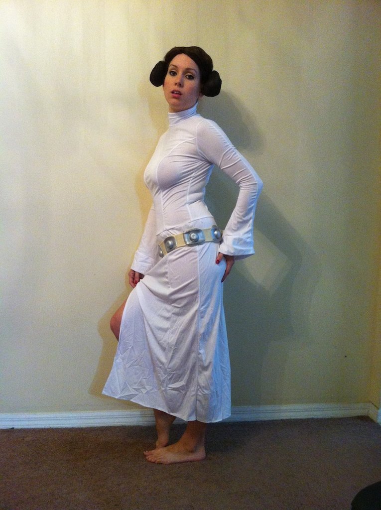 Beautiful model Lelu Love as Princess Leia picture