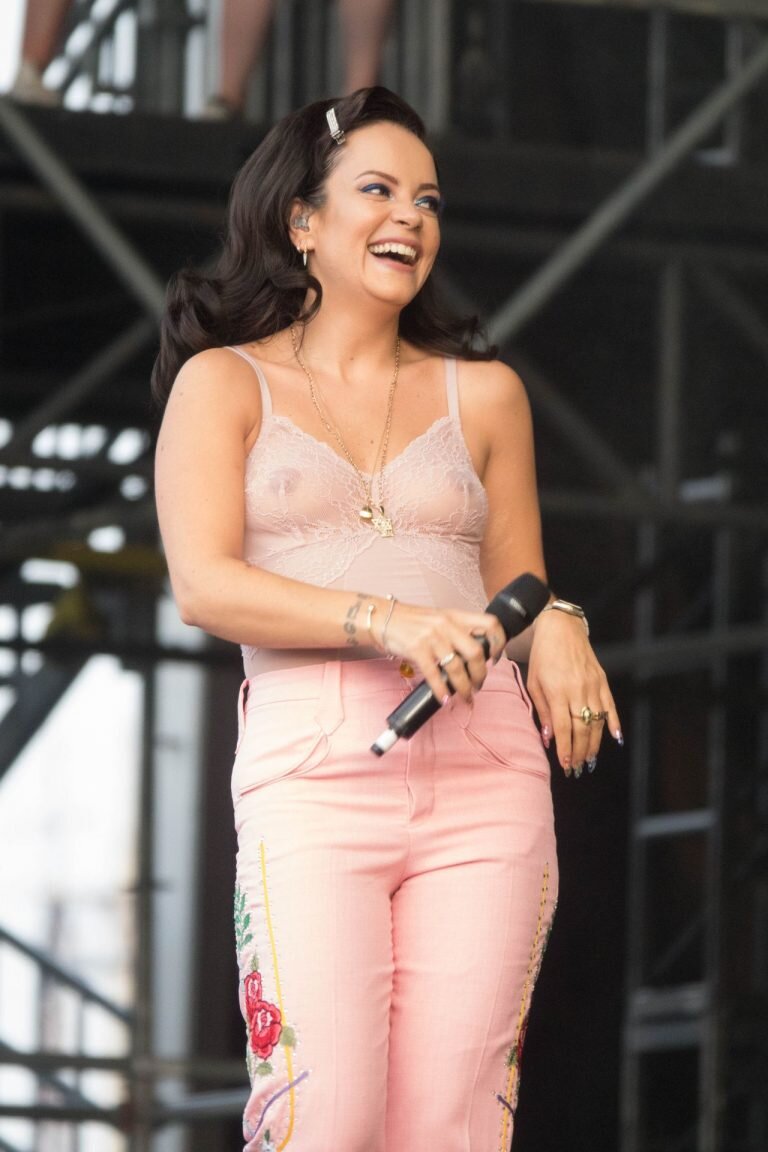 Lily Allen picture
