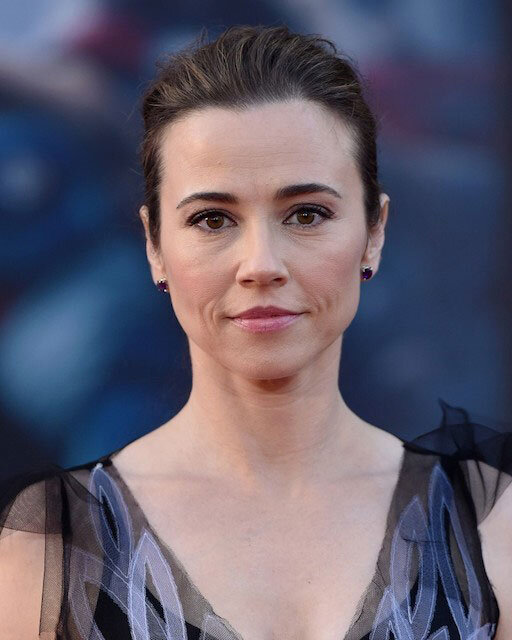 Linda-Cardellini-during-Avengers-Age-of-Ultron-World-Premiere-at-the-Dolby-Theatre-Los-Angeles-California-on-April-13-2015. - 6/75 -5'3''- picture