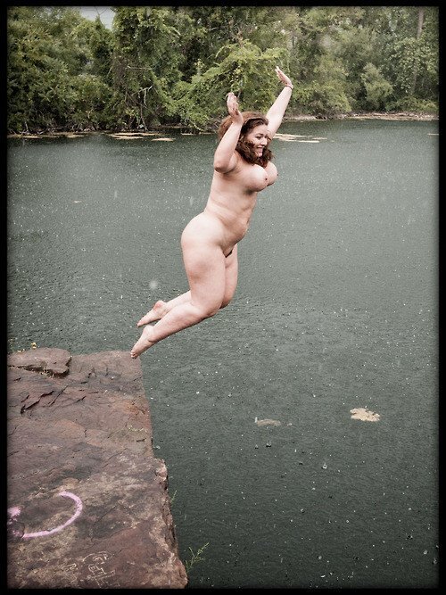 London Andrews Jumping and having fun. About to wet wet picture