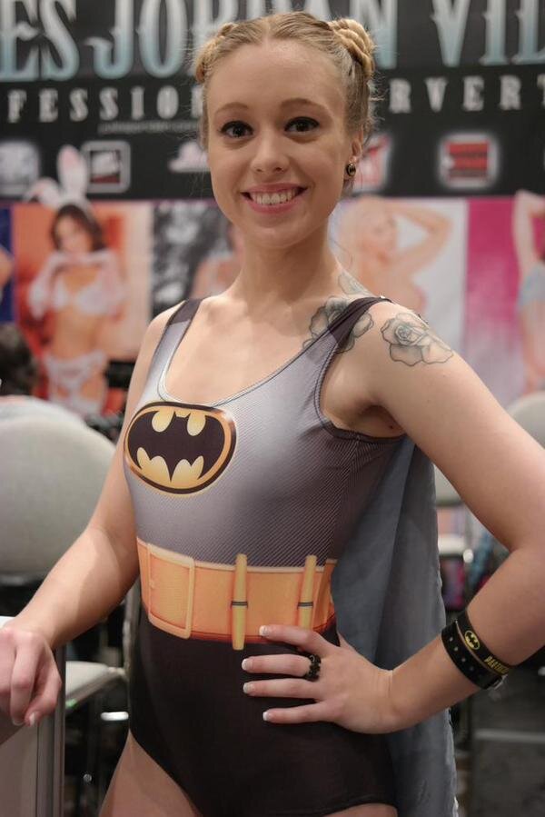 Lucy Tyler picture