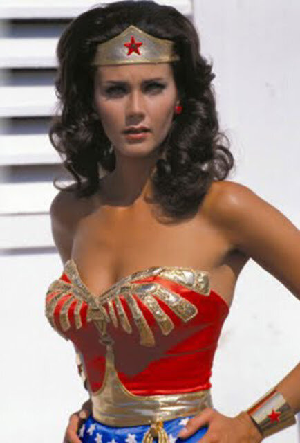 la splendida Lynda Carter Wonder woman picture