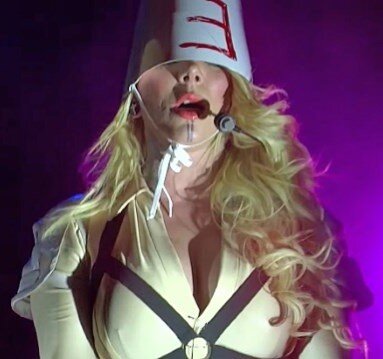 Whore Secretly Holds Budist Views Maria Brink picture