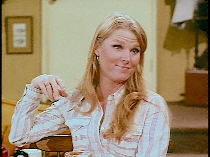 MARIETTE HARTLEY - The Bob Newhart Show picture