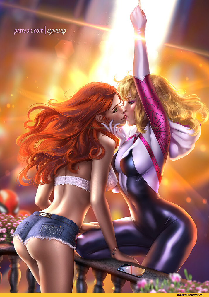 mary jane and gwen stacy picture